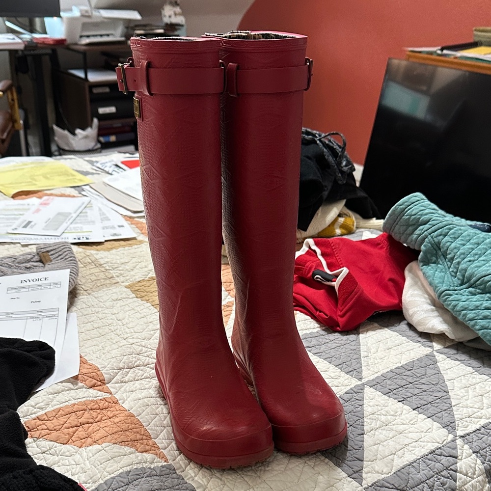 Pendleton Women's Burgundy Rain Boots